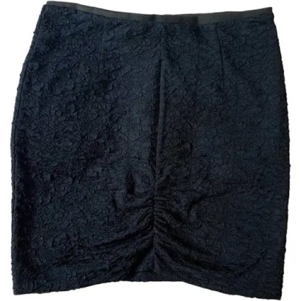 XS Leifsdottir black ruched mini pencil skirt!